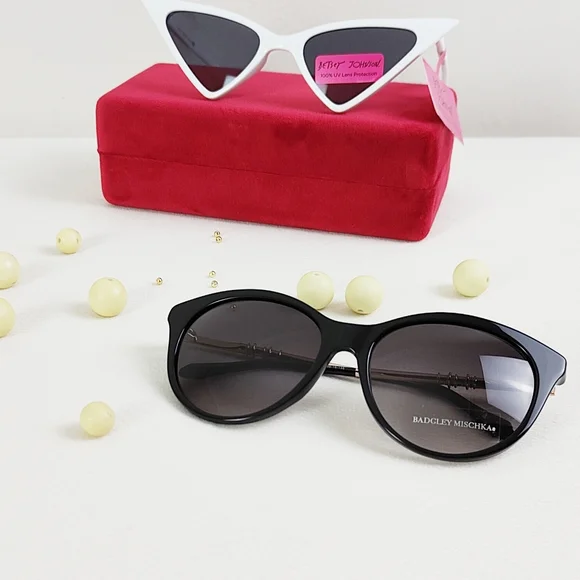 *SOLD* - Picture 3 of 10